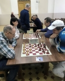 Турнир по шахматам провели.