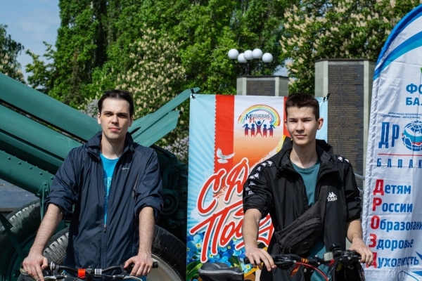 Балаковская ТЭЦ-4, активные участники велопробега.